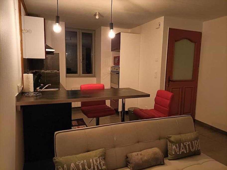 La Maison Du Bonheur Saint-Germain-Laval  Екстериор снимка